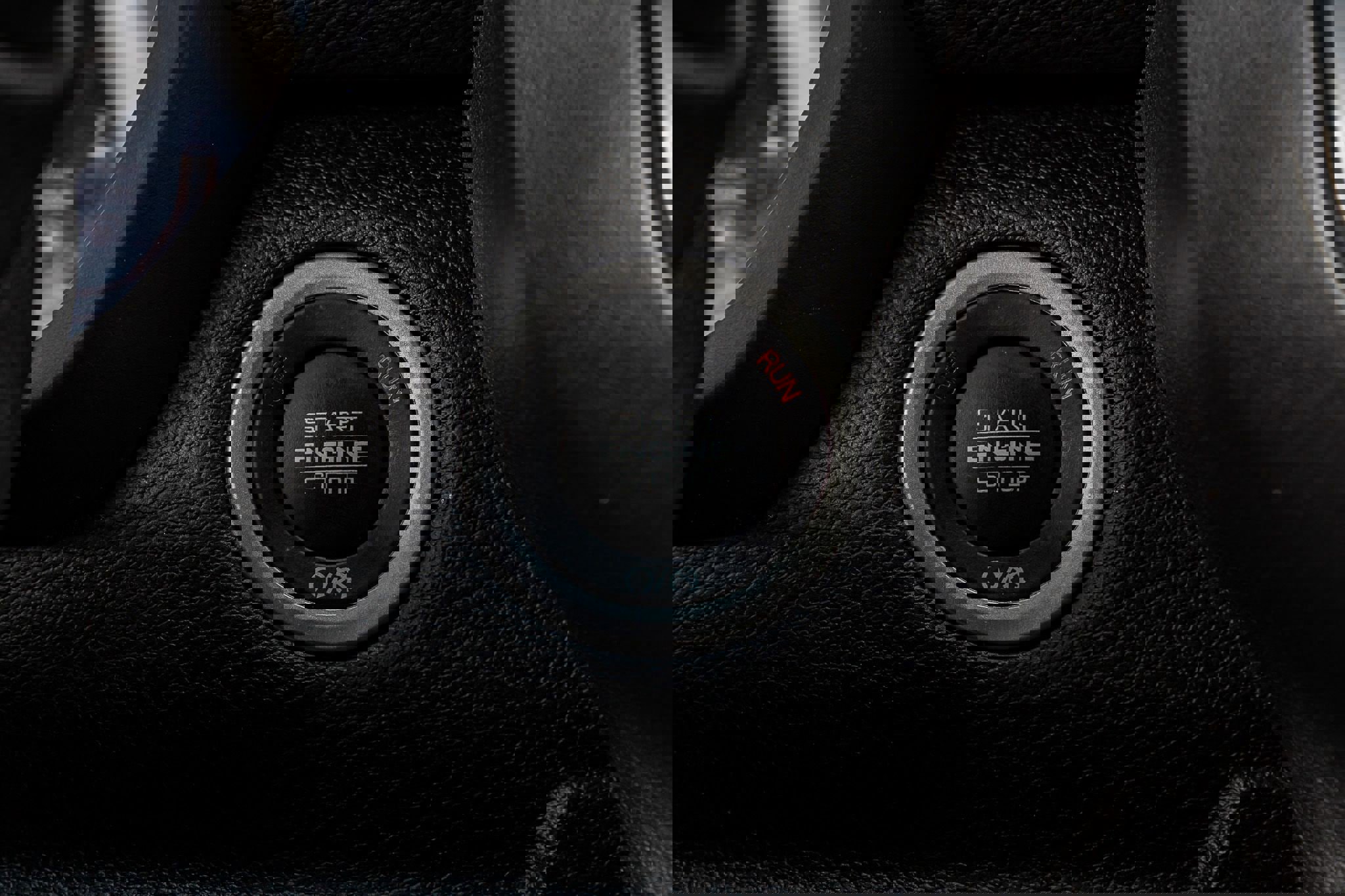 Used 2025 RAM 3500 Laramie AWD/4WD image 22