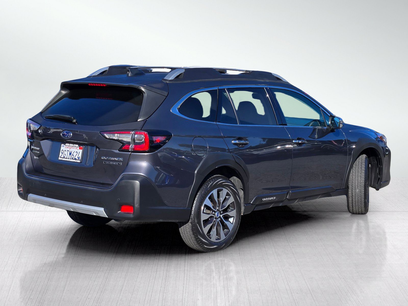 Used 2024 Subaru Outback Touring XT AWD/4WD image 4