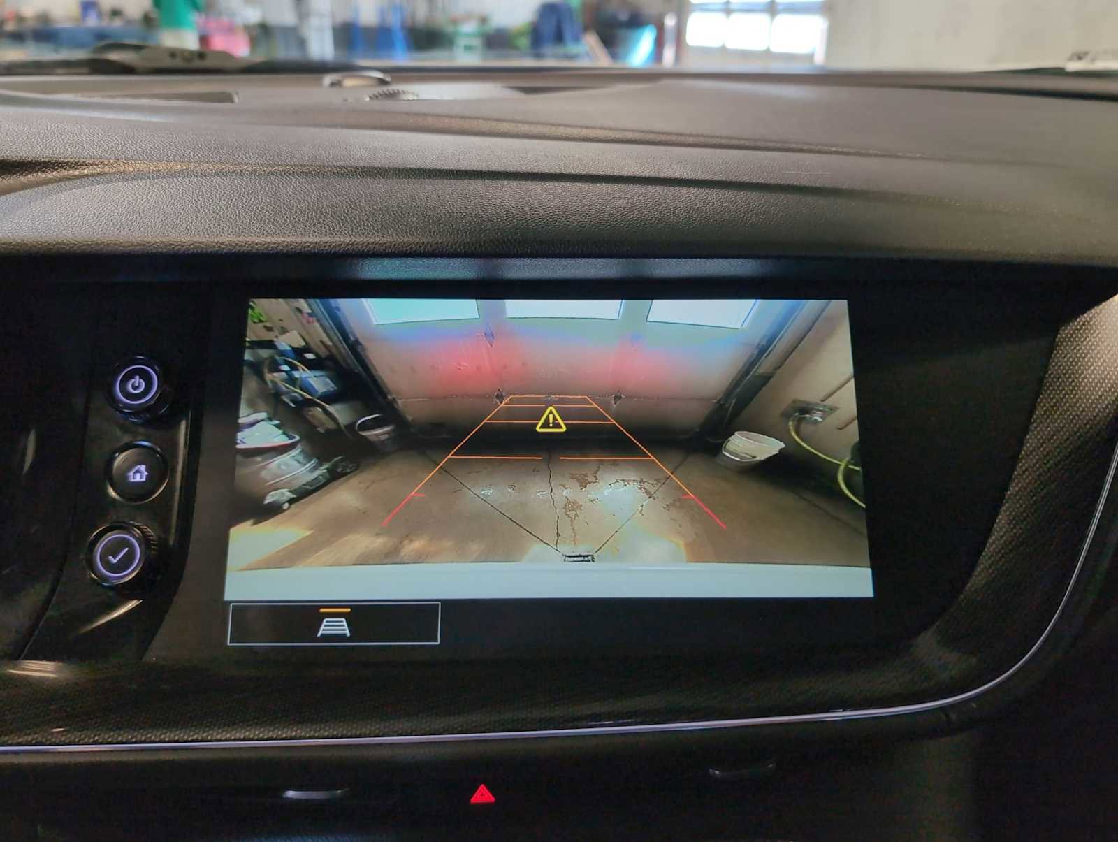 Used 2022 Buick Envision Preferred image 14
