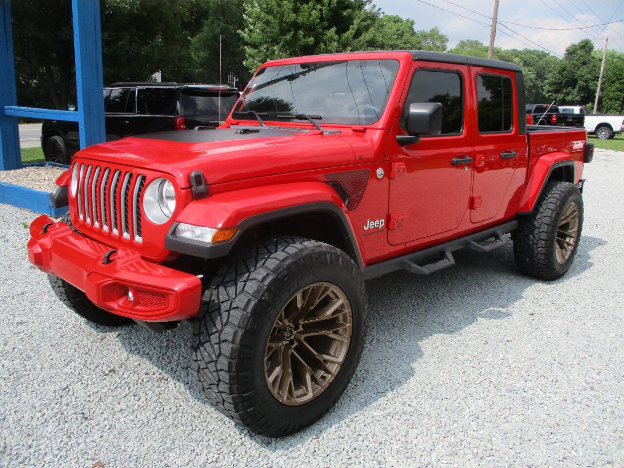 Used 2023 Jeep Gladiator Overland AWD/4WD image 1