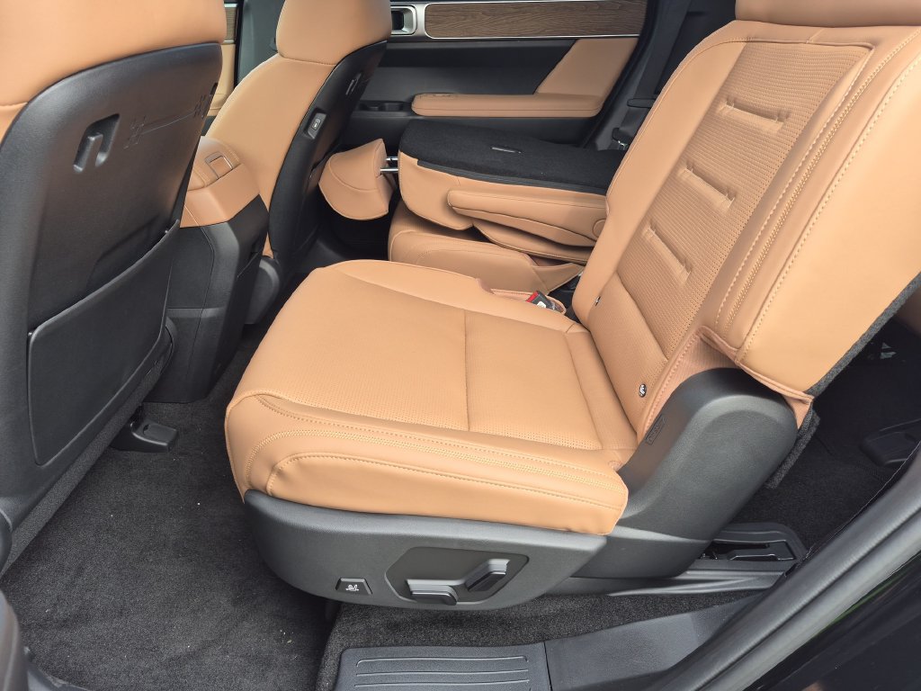 New 2027 Hyundai Santa Fe Calligraphy AWD/4WD image 28