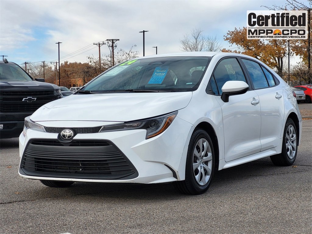 Used 2024 Toyota Corolla LE image 4