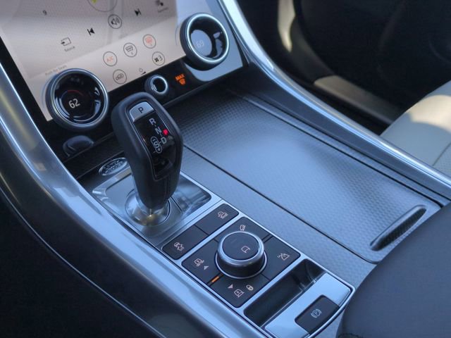 Used 2021 Land Rover Range Rover Sport HSE Dynamic image 9