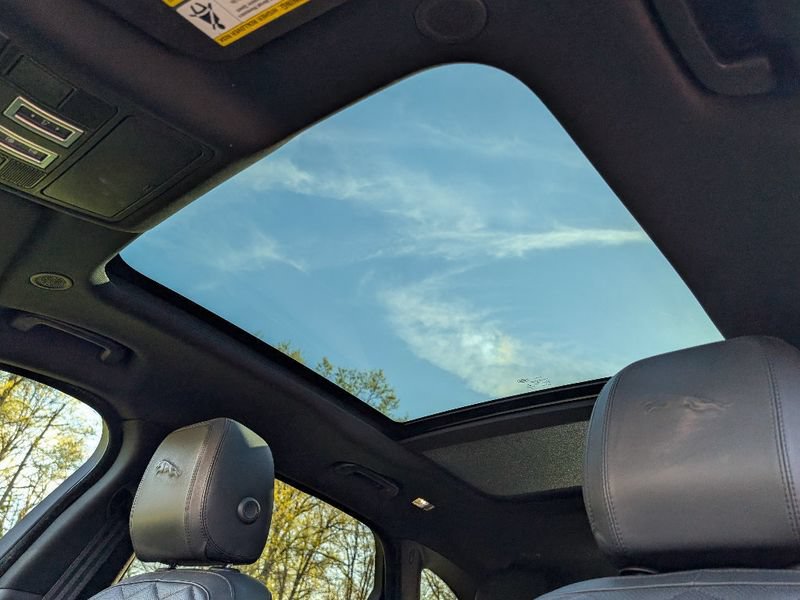 Used 2021 Jaguar F-PACE S AWD/4WD image 17