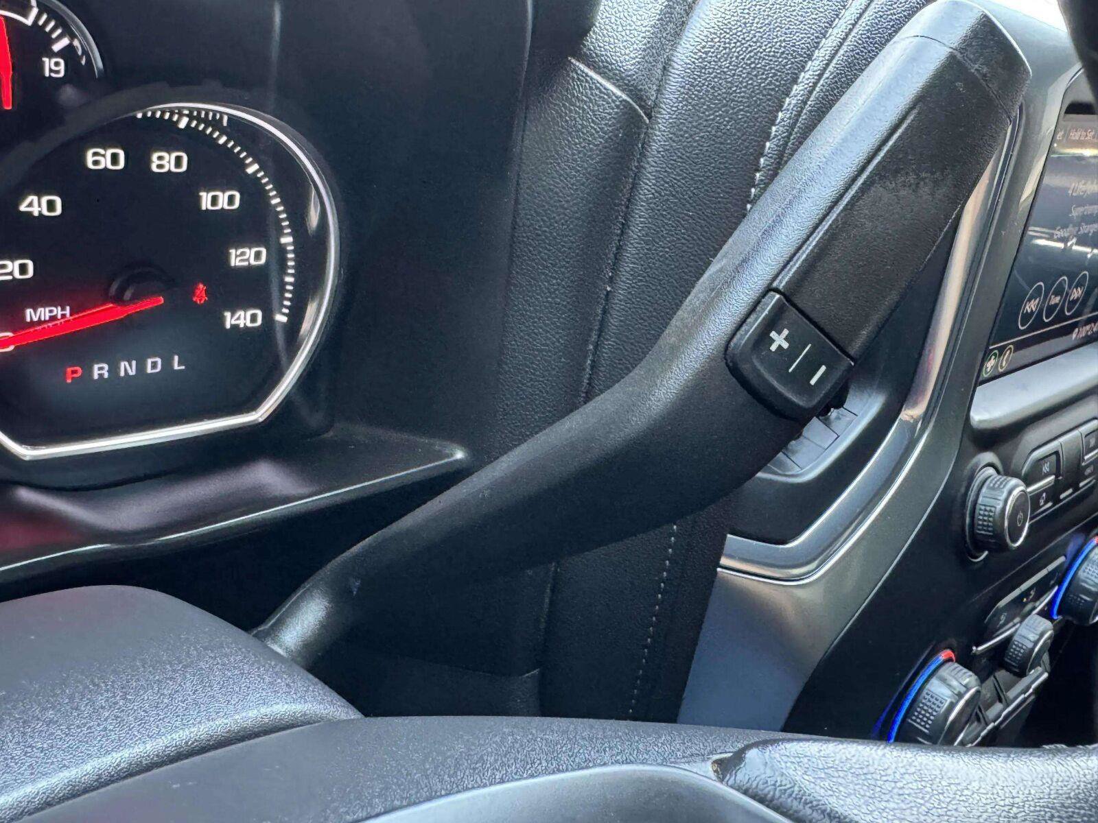 Used 2021 Chevrolet Silverado 1500 LT RWD image 25