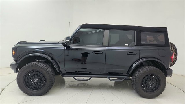 Used 2023 Ford Bronco Outer Banks image 3