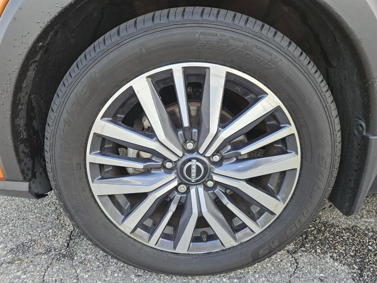 Used 2022 Nissan Kicks SV FWD image 23