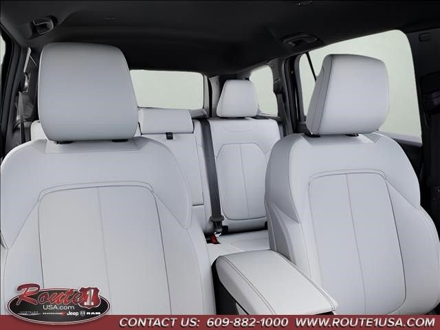 New 2026 Jeep Cherokee Limited image 27