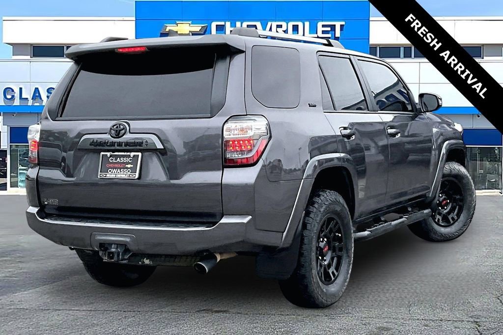 Used 2021 Toyota 4Runner SR5 Premium w/ Moonroof Package AWD/4WD image 5