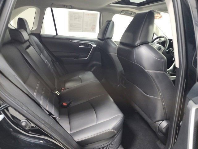 Certified 2022 Toyota RAV4 XLE Premium image 16