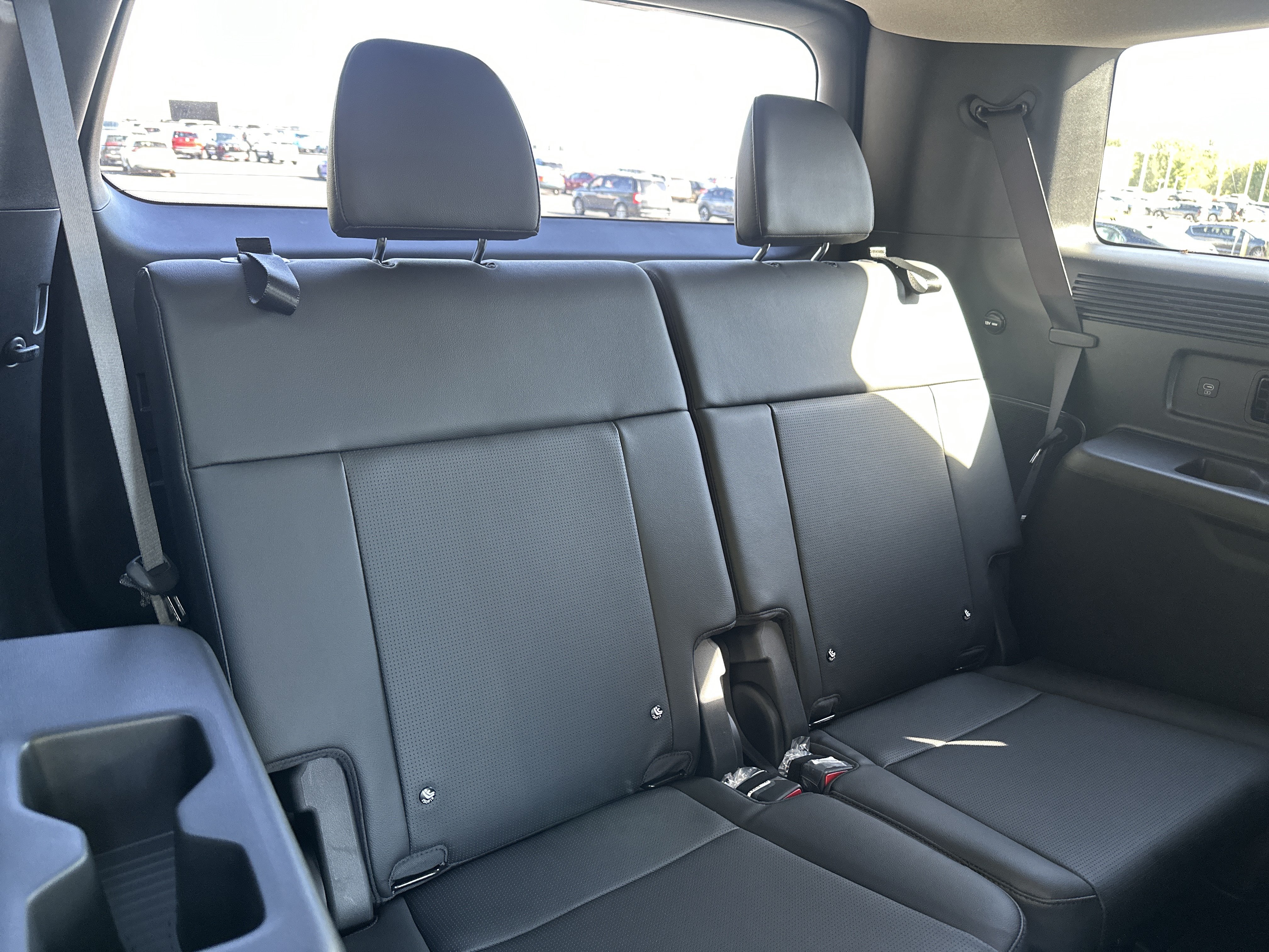 New 2027 Hyundai Santa Fe Limited w/ Tow & Go Package AWD/4WD image 26