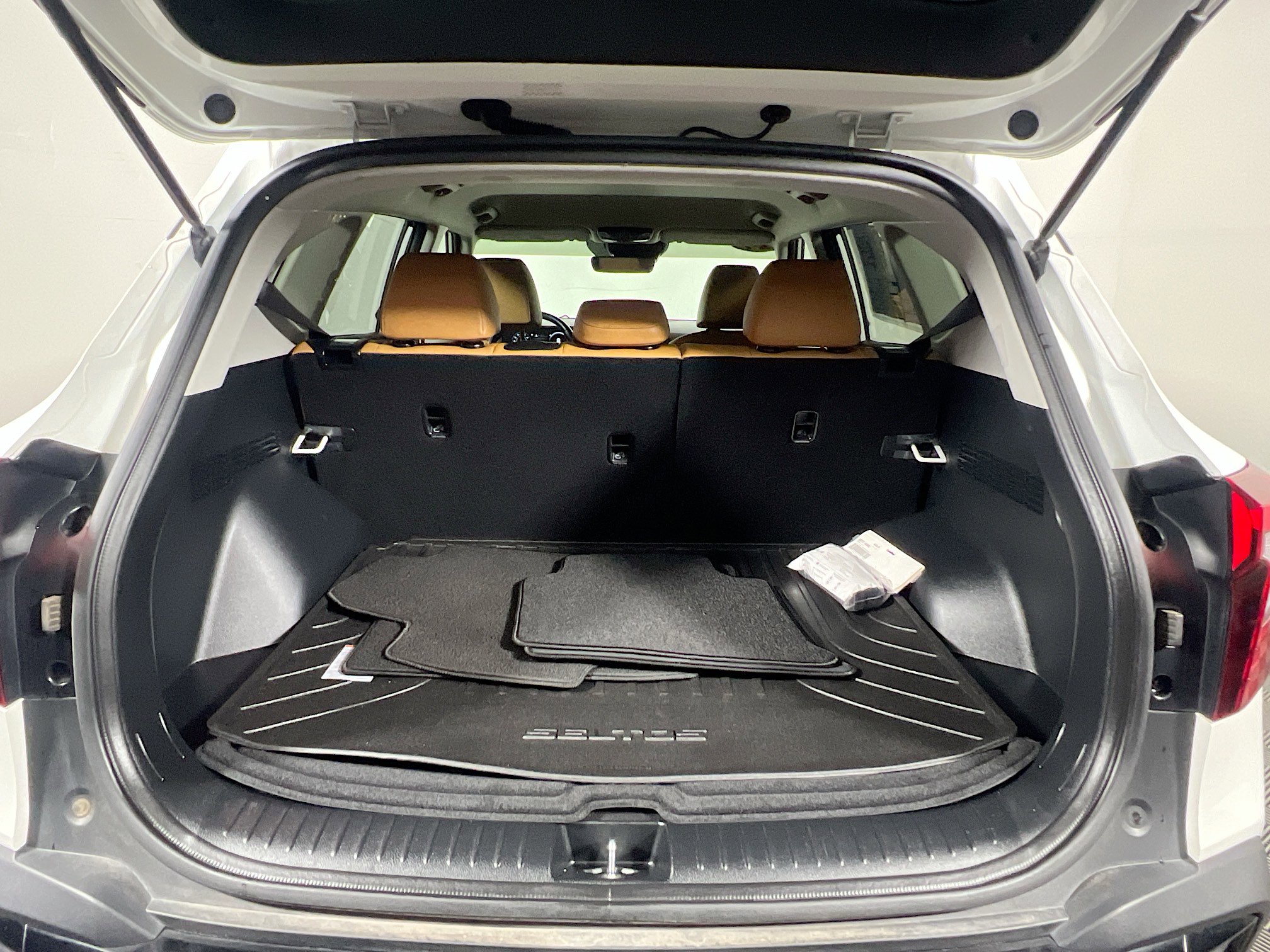 Used 2024 Kia Seltos EX image 34