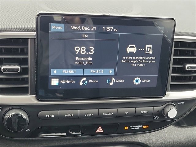 New 2026 Hyundai Venue SE image 8