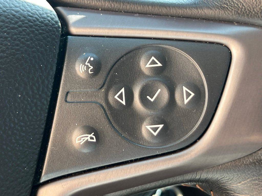 Used 2022 GMC Canyon AT4 image 31