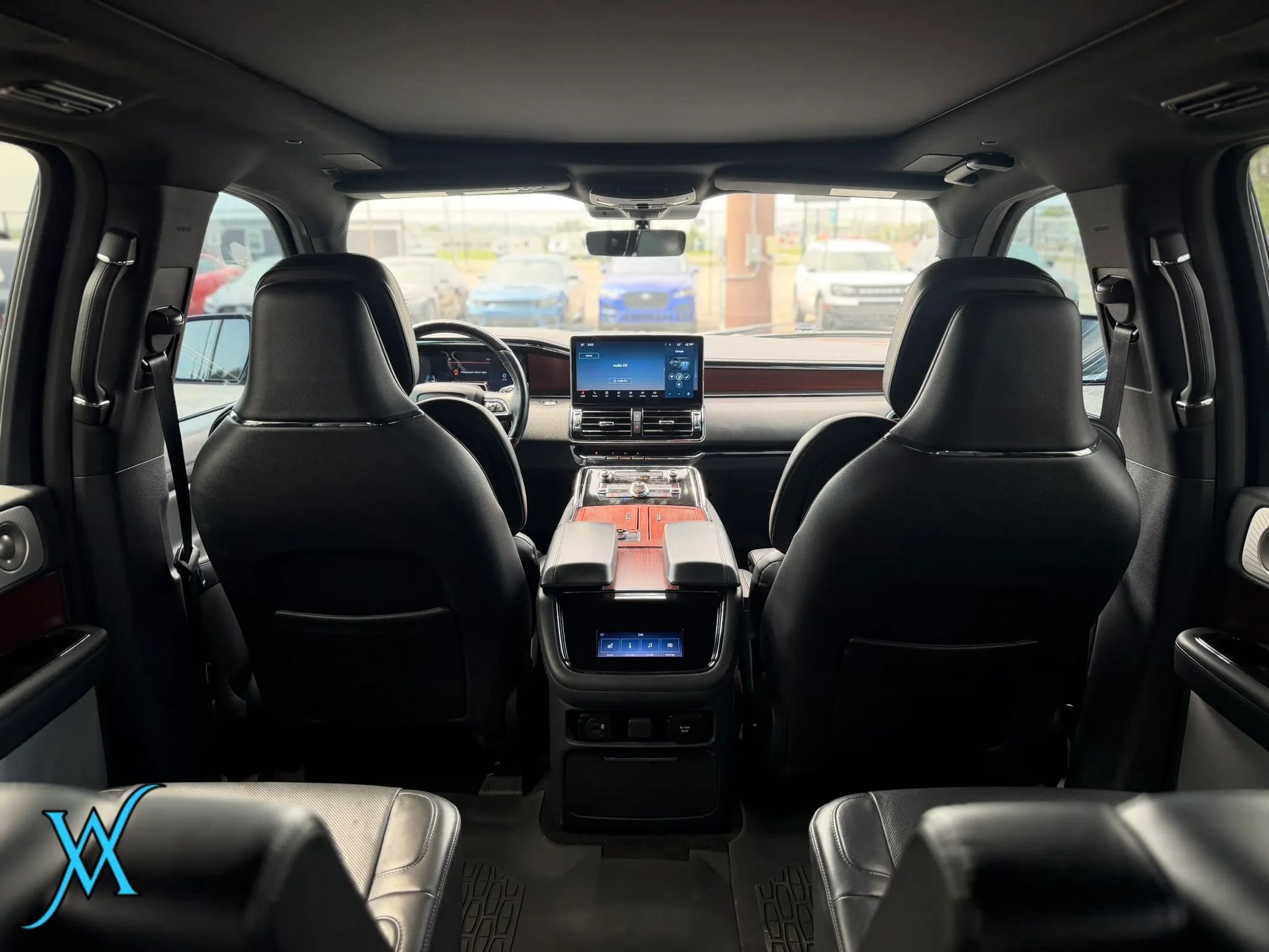 Used 2023 Lincoln Navigator Reserve AWD/4WD image 27