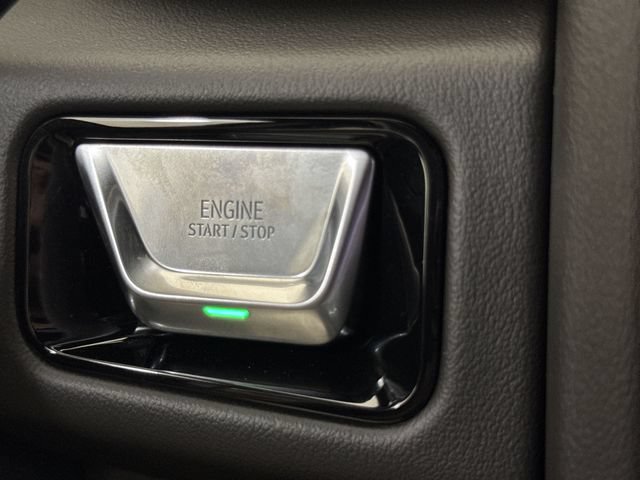 New 2026 GMC Yukon XL AT4 w/ LPO, Floor Liner Package AWD/4WD image 17