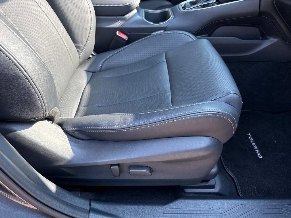 Used 2024 Subaru Outback Touring XT image 11