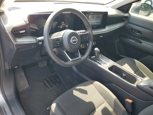 Used 2025 Nissan Kicks S FWD image 17