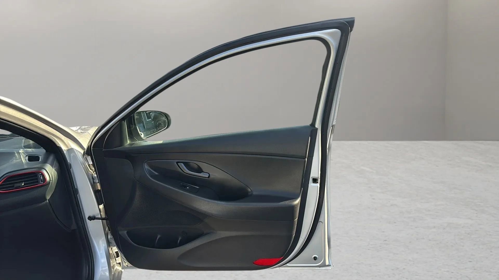 Used 2019 Hyundai Elantra GT N Line image 47