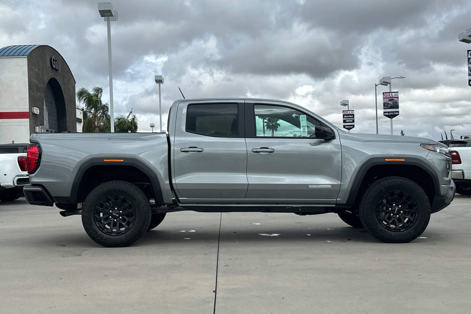 New 2026 GMC Canyon Elevation image 8