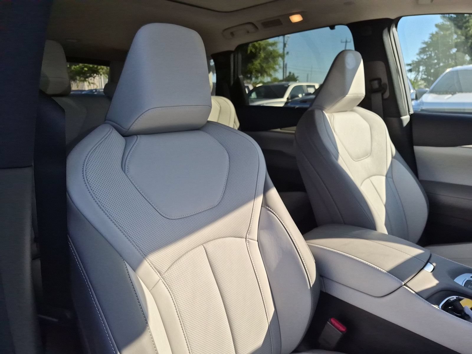 Used 2026 INFINITI QX60 Luxe AWD/4WD image 35