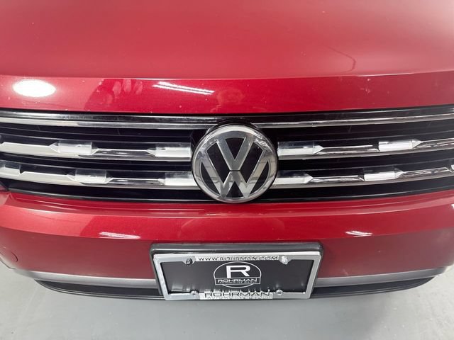Used 2018 Volkswagen Tiguan SEL AWD/4WD image 26