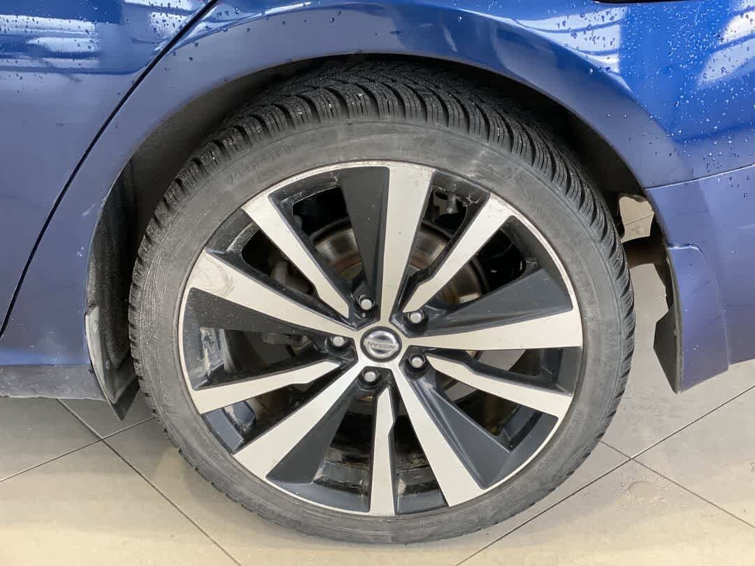 Used 2019 Nissan Altima 2.5 SR w/ SR Premium Package AWD/4WD image 13