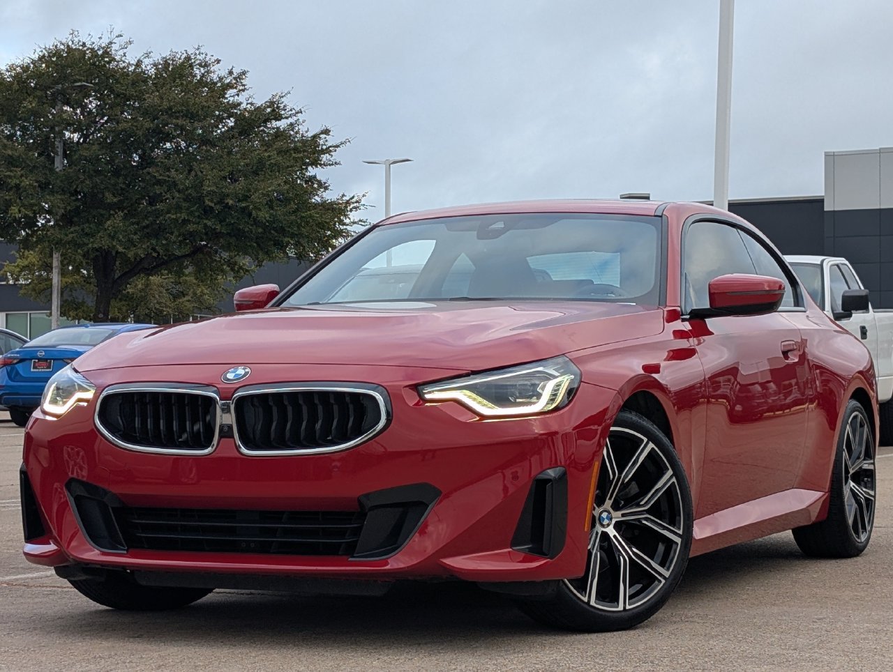 Used 2024 BMW 230i Coupe w/ Premium Package RWD image 2