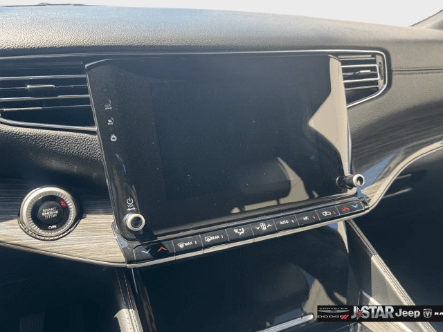 Used 2022 Jeep Wagoneer Series III AWD/4WD image 15