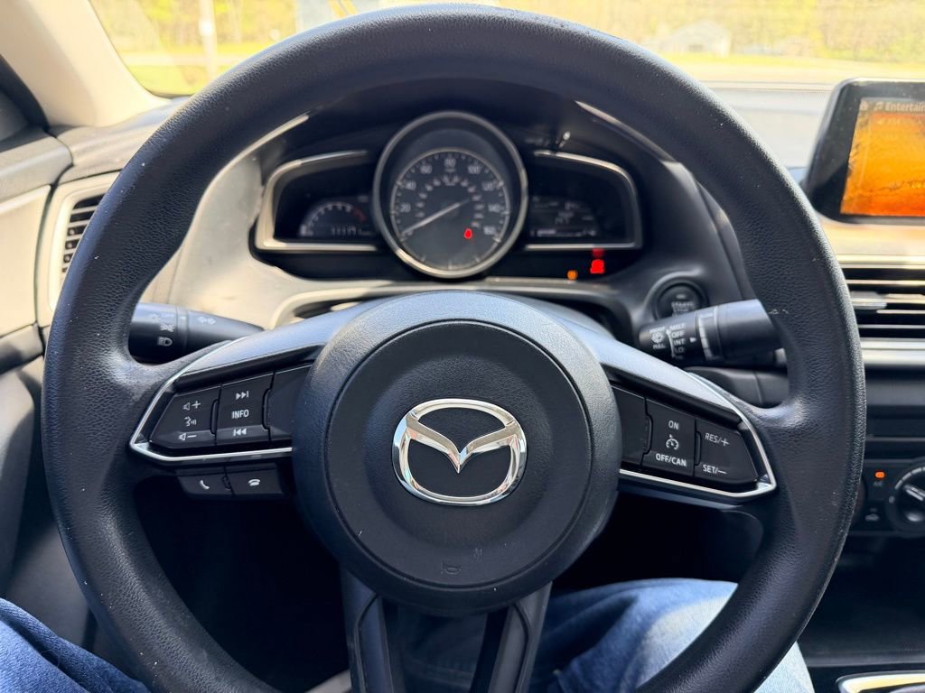 Used 2017 MAZDA MAZDA3 Sport FWD image 16