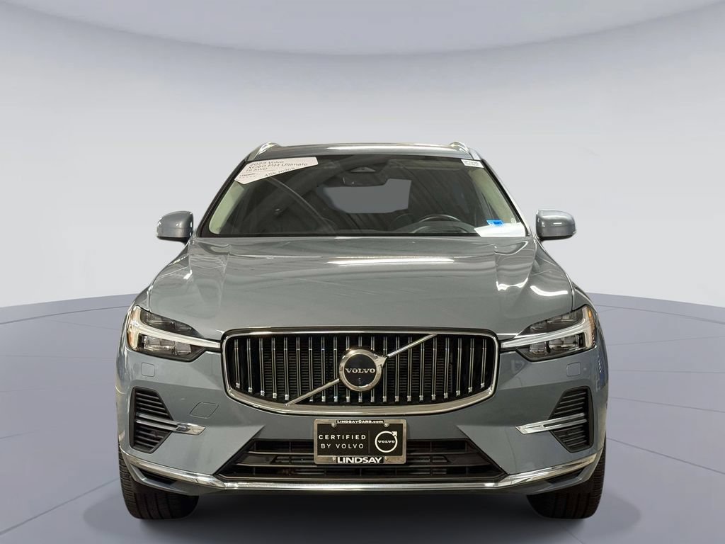 Used 2023 Volvo XC60 T8 Ultimate w/ Climate Package AWD/4WD image 8