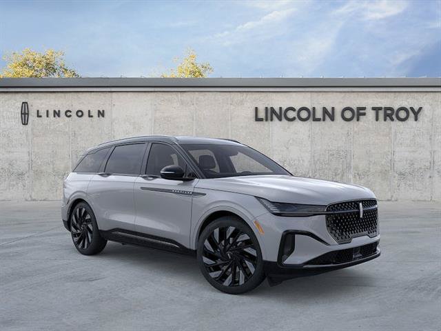 New 2026 Lincoln Nautilus Reserve w/ Jet Appearance Package AWD/4WD image 7