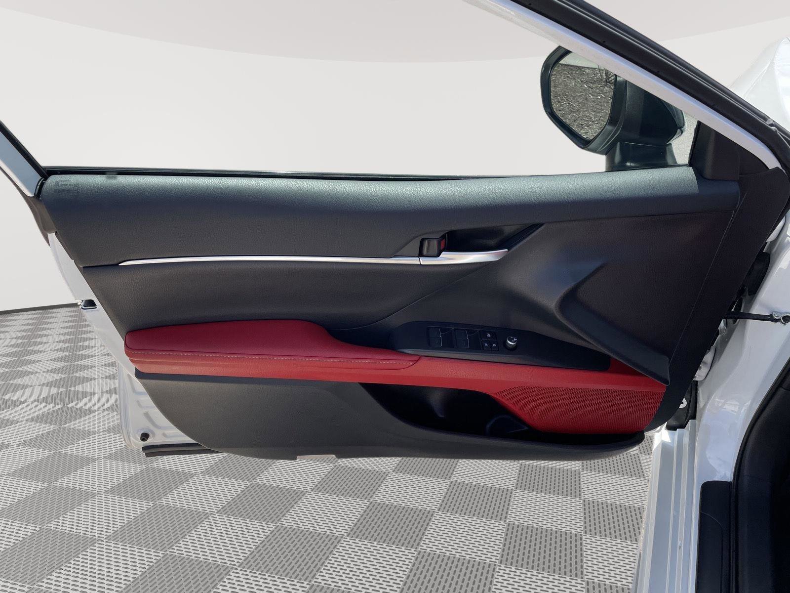 Used 2023 Toyota Camry XSE w/ Navigation Package image 22