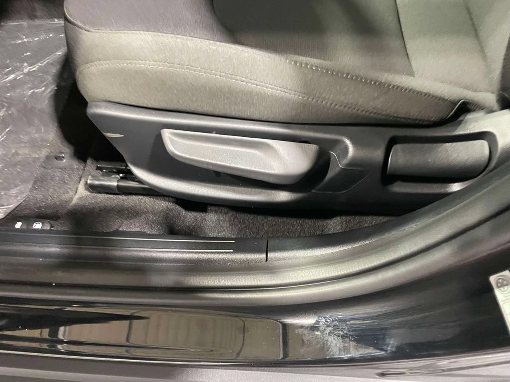 New 2026 Kia K4 FWD image 17