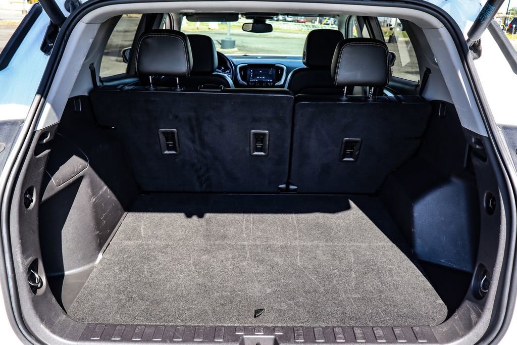 Certified 2024 GMC Terrain SLT image 34