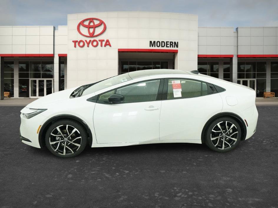 New 2026 Toyota Prius Plug-In Hybrid w/ Limited Premium Package FWD image 7