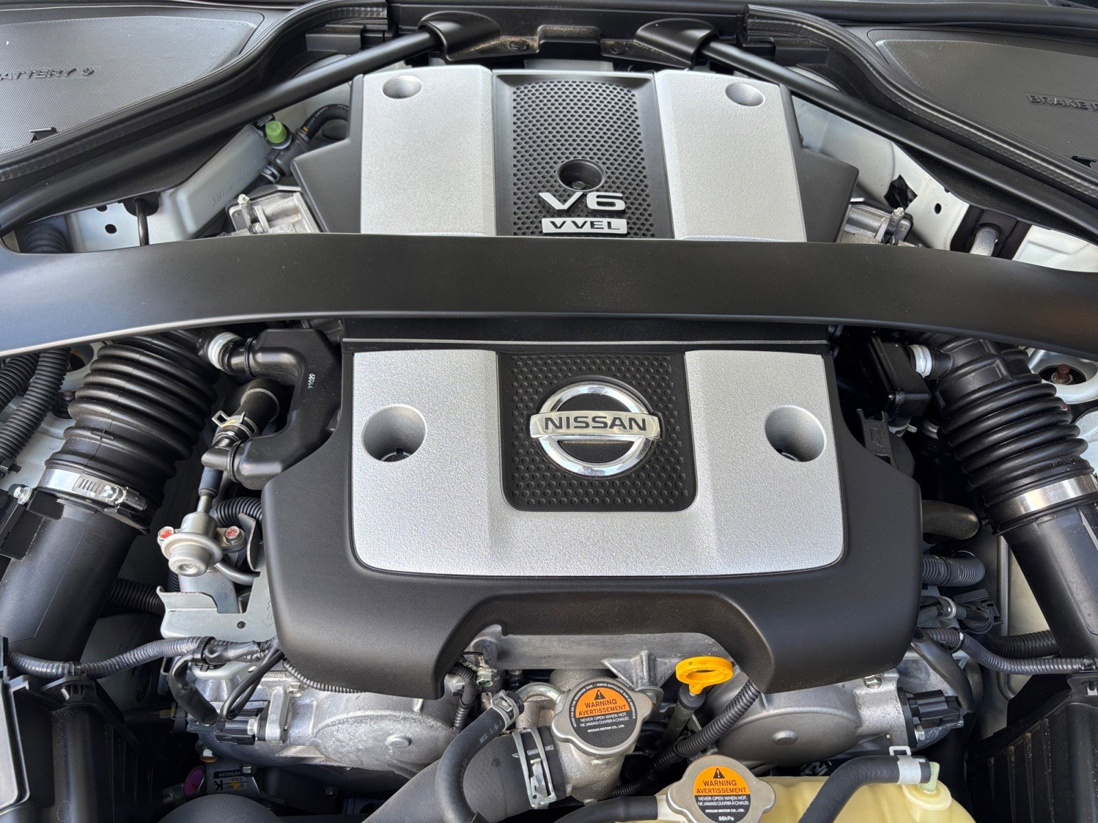 Used 2020 Nissan 370Z Touring Sport RWD image 17