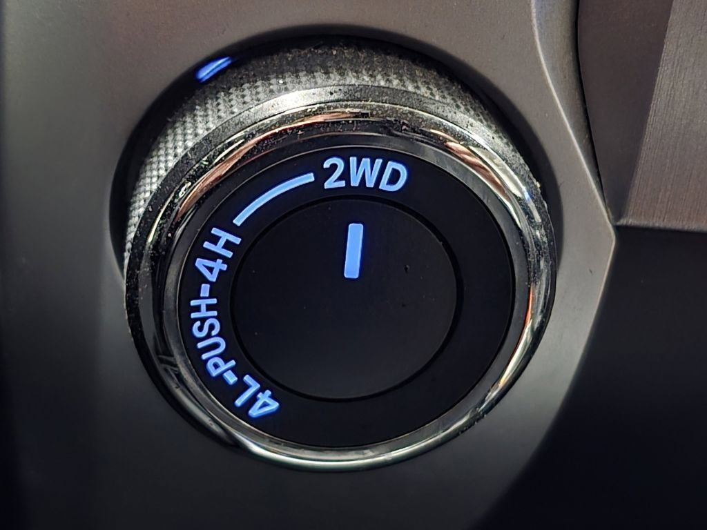 Used 2016 Toyota Tundra SR5 w/ SR5 Upgrade Package image 11