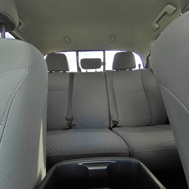 Used 2022 Toyota Tacoma SR image 24