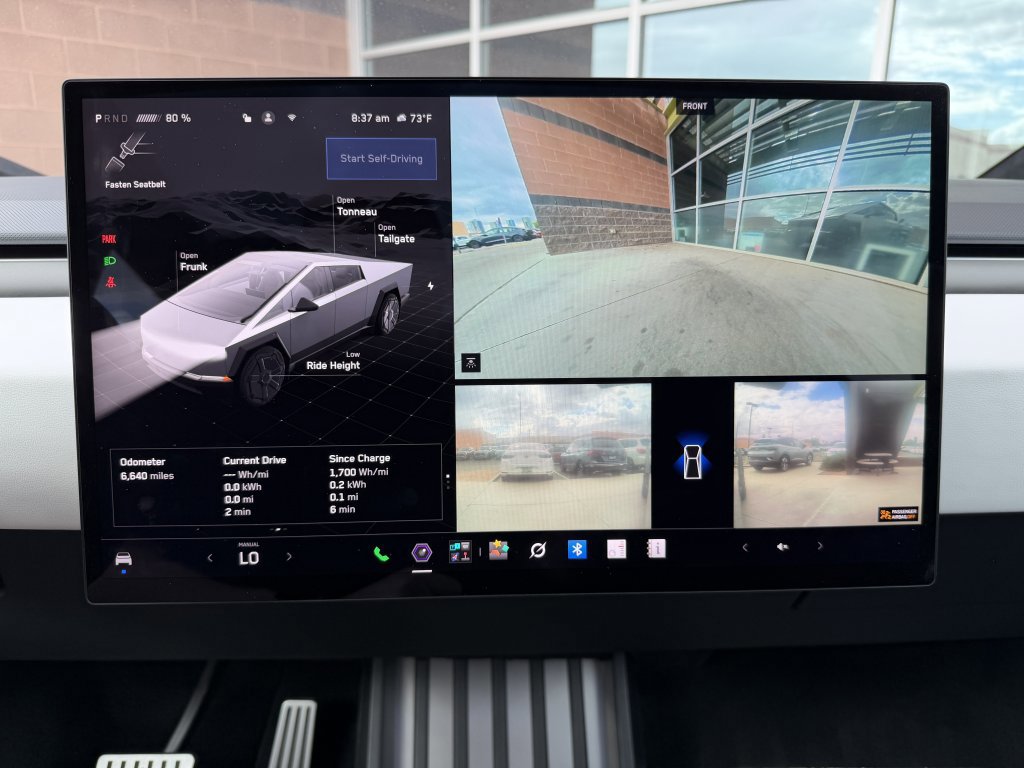 Used 2024 Tesla Cybertruck AWD Crew Cab image 27