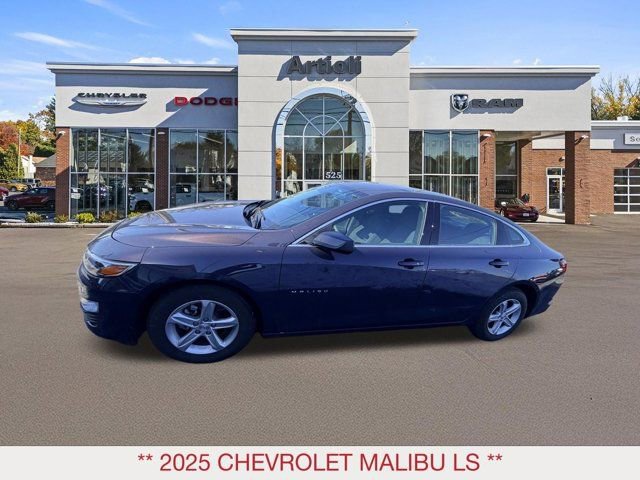 Used 2025 Chevrolet Malibu LS image 5