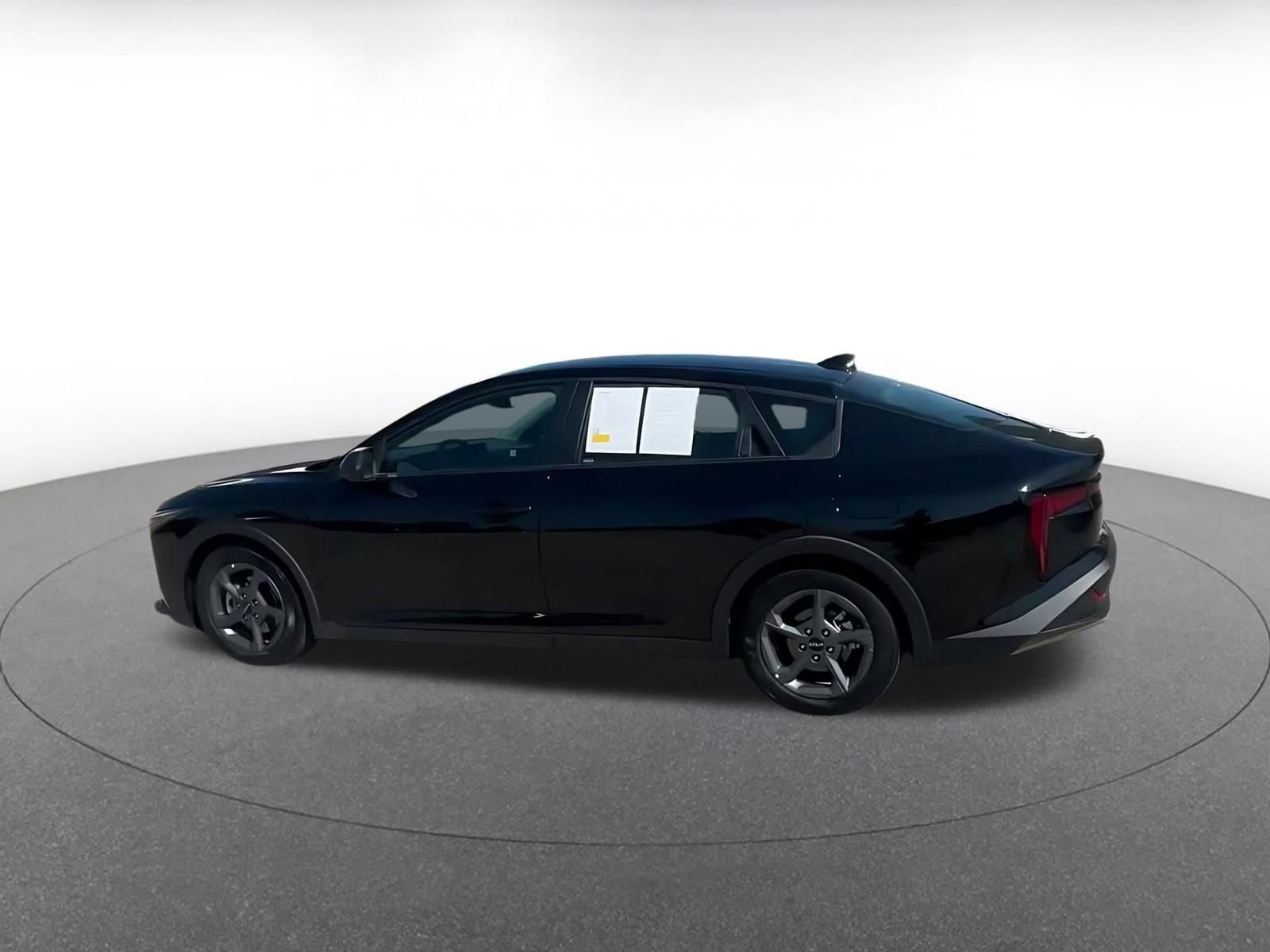 Used 2026 Kia K4 FWD image 8