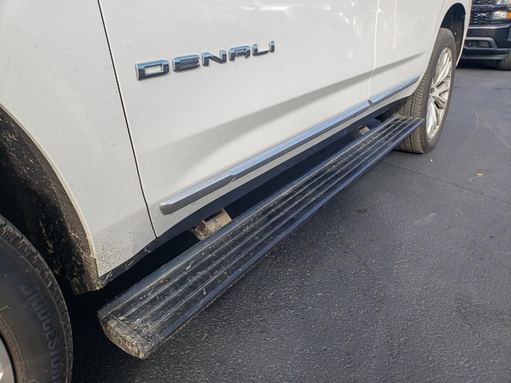 Used 2023 GMC Yukon Denali image 34