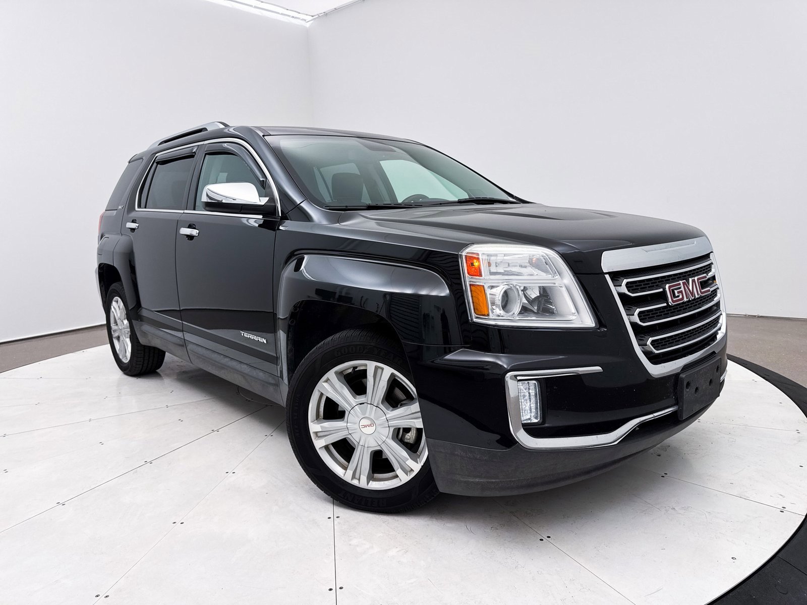 Used 2017 GMC Terrain SLT w/ Open Road Package image 7