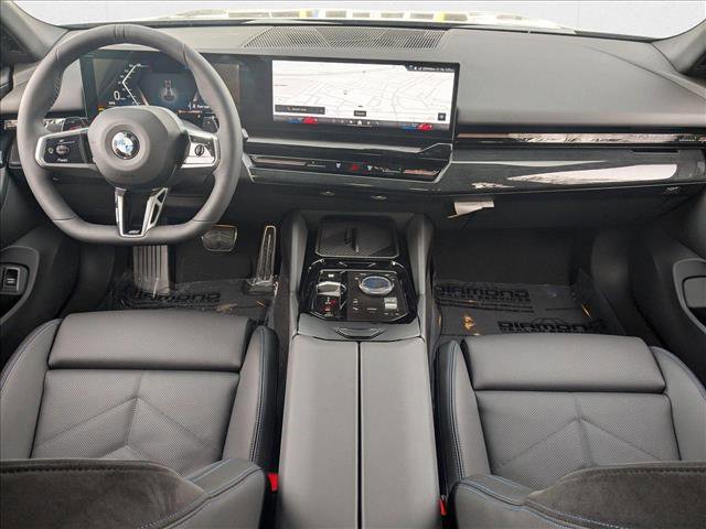Used 2025 BMW 530i xDrive w/ M Sport Package image 15