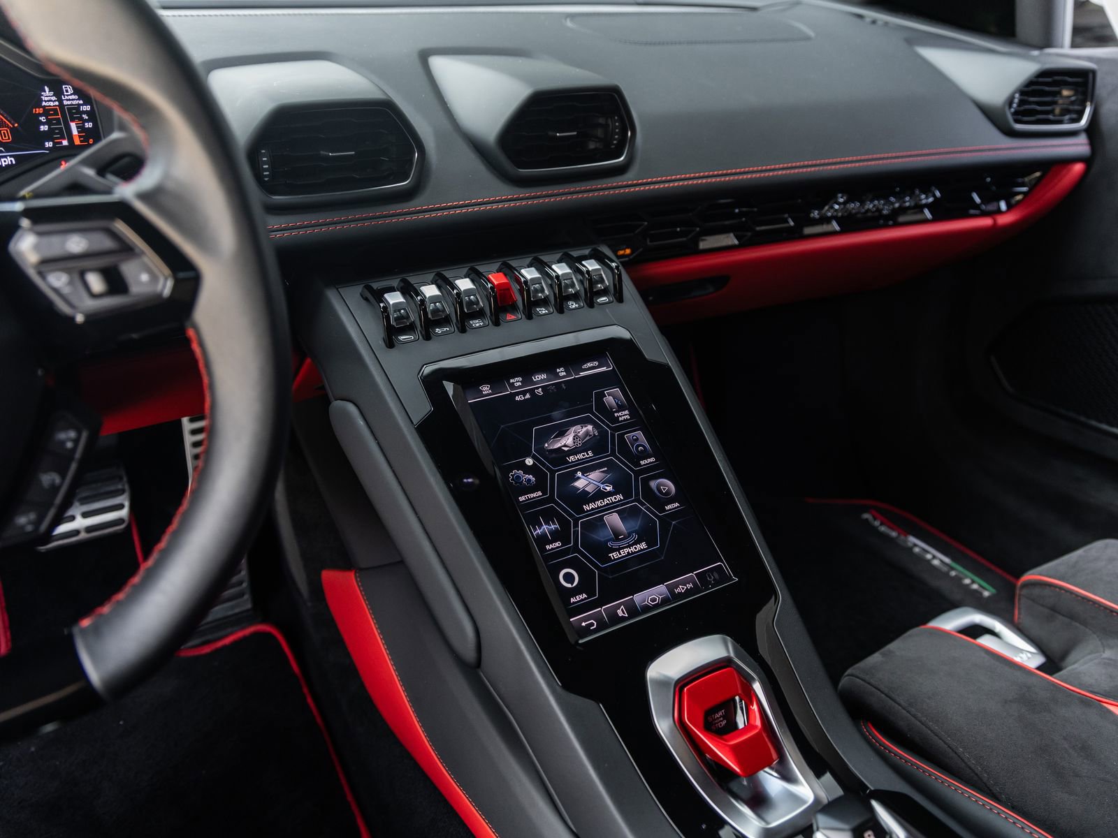 Used 2023 Lamborghini Huracan Tecnica image 32