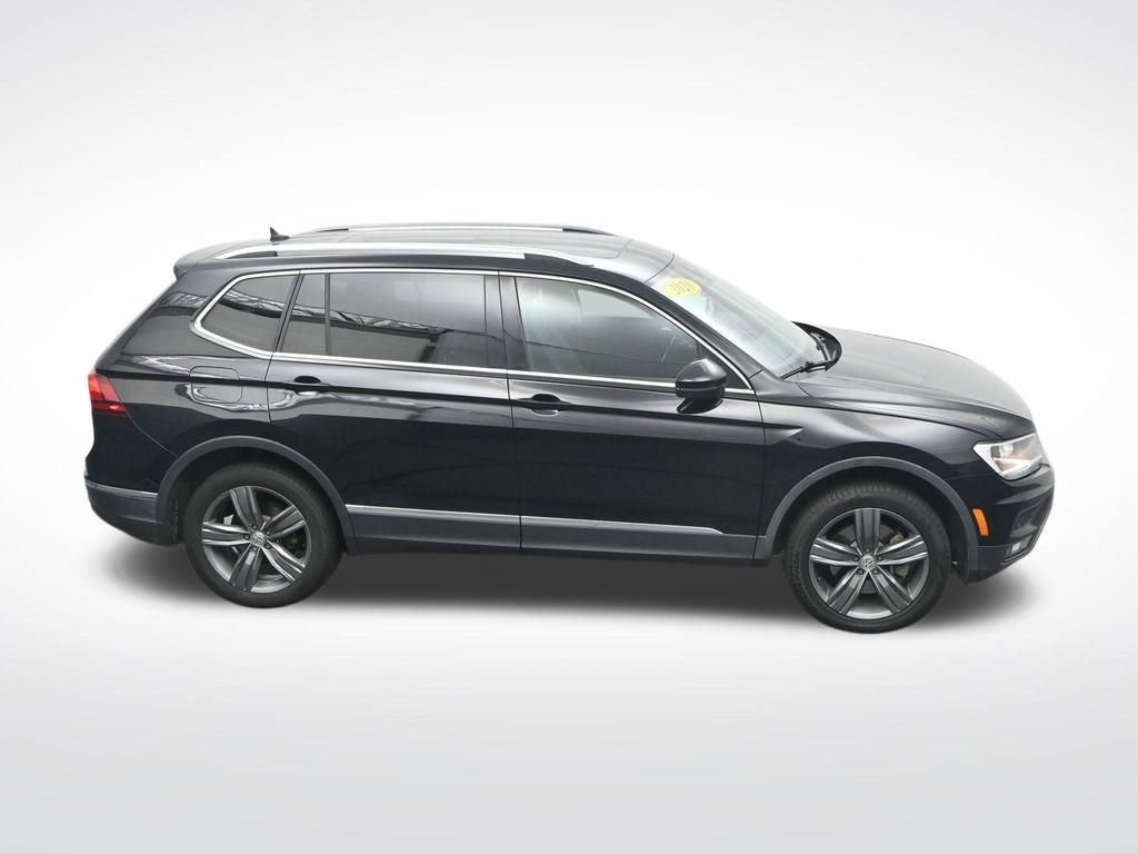 Used 2020 Volkswagen Tiguan SEL AWD/4WD image 27