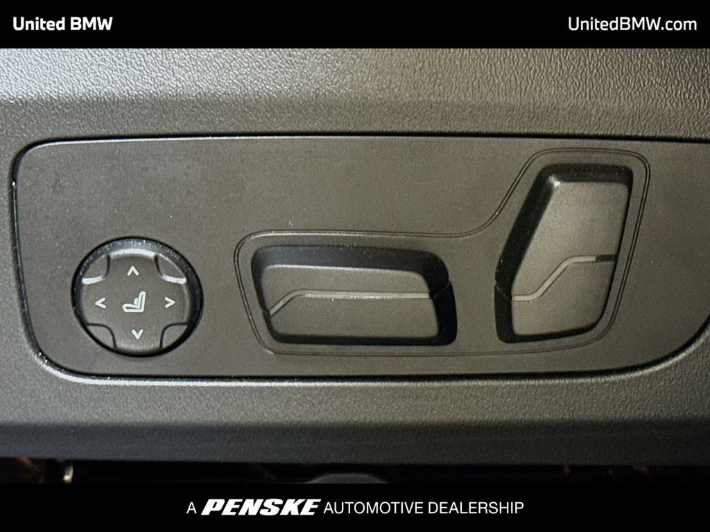 Used 2025 BMW X2 xDrive28i AWD/4WD image 4