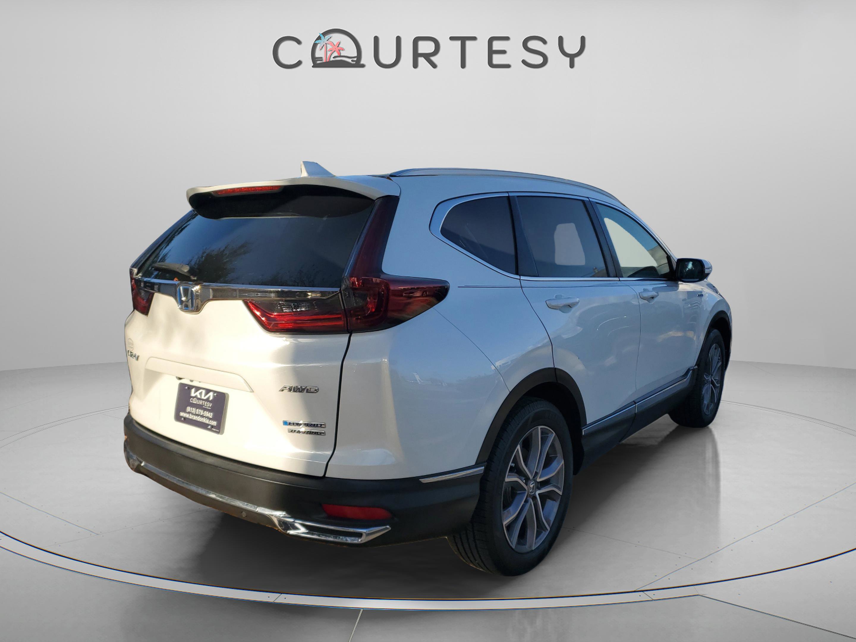 Used 2020 Honda CR-V Touring image 3