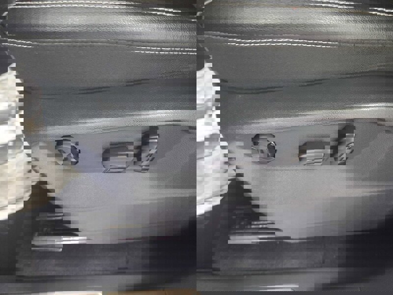 Used 2021 Volkswagen Atlas SE image 26